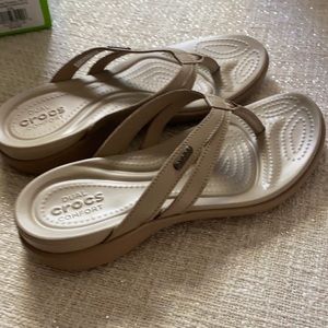 Crocs women sandals Dual Comfort